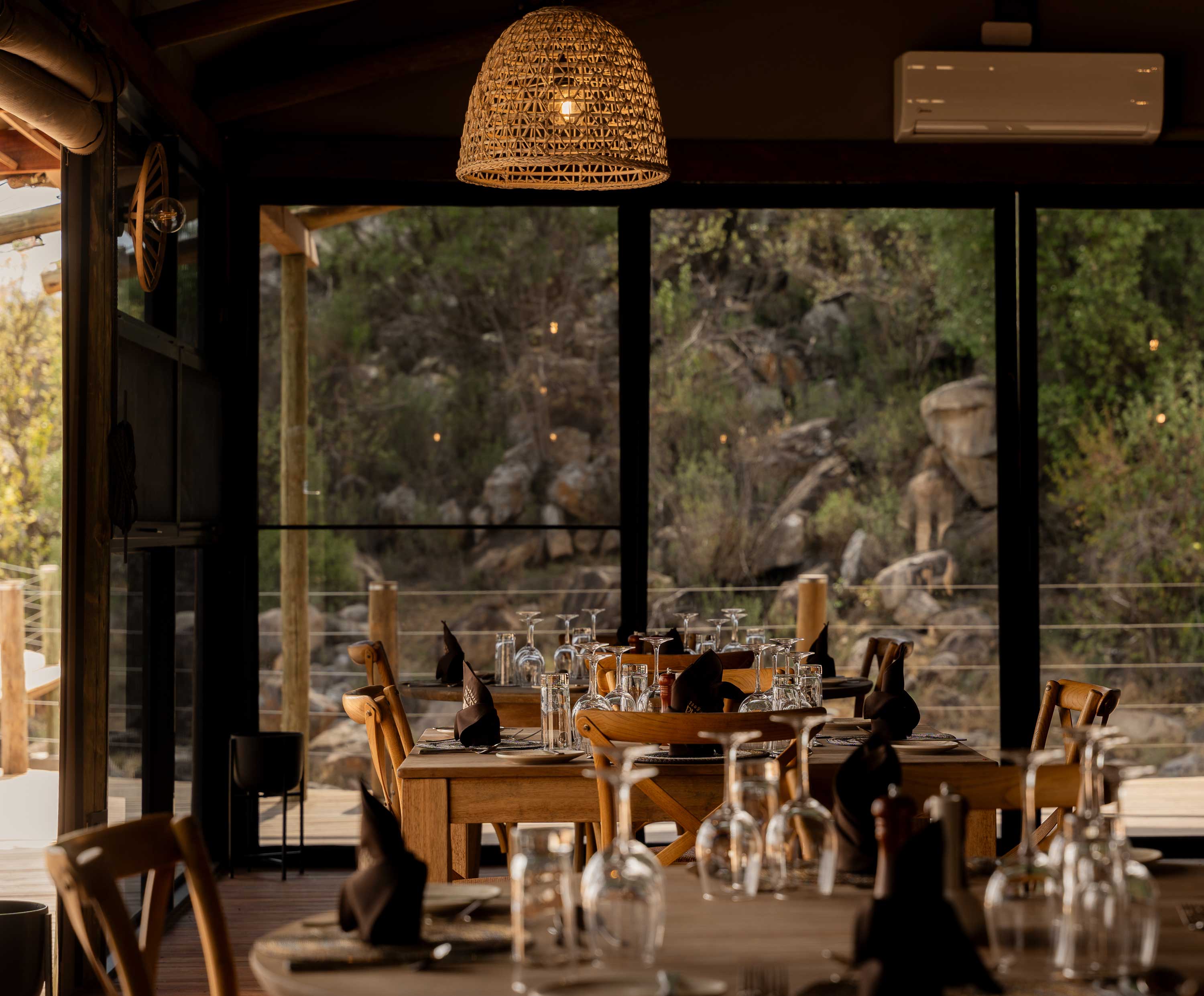 Kuona Serengeti Dining